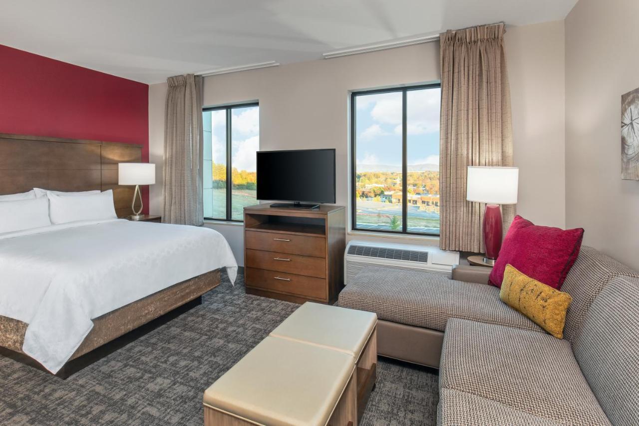 Staybridge Suites Charlottesville Airport By Ihg Room photo